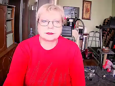 LOLA8888 online show from October 16, 2025, 11:07 am