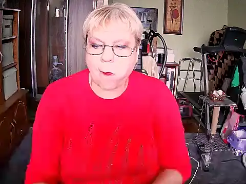 LOLA8888 online show from October 22, 2025, 11:42 am