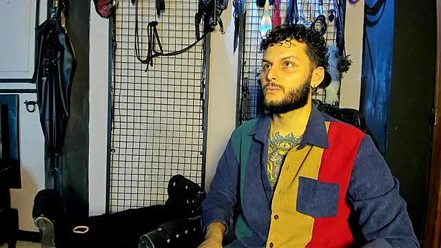 Twisted Fantasy online show from January 11, 2026, 10:49 pm