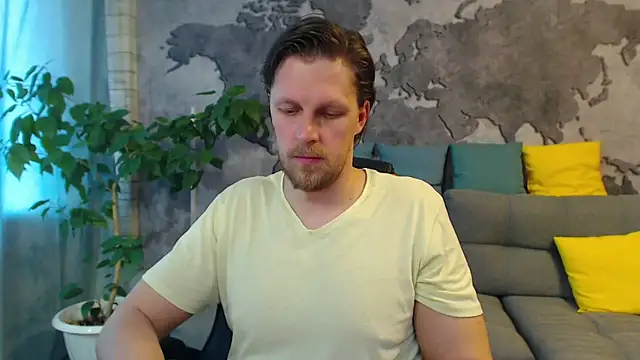 Snapshot of VikingChrisss chatting on April 18, 2026, 8:27 am VikingChrisss online show from April 18, 2026, 8:27 am