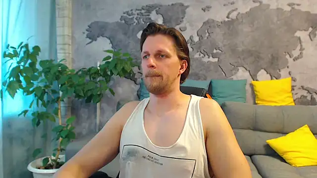 Snapshot of VikingChrisss chatting on May 4, 2026, 9:56 am VikingChrisss online show from May 4, 2026, 9:56 am