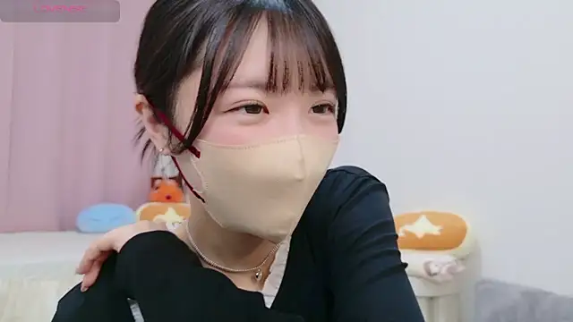 anchan  online show from October 18, 2025, 1:24 pm