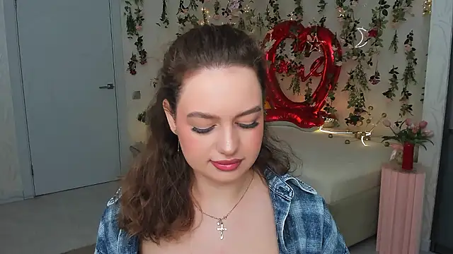 MiracleCurly online show from February 24, 2026, 4:08 pm