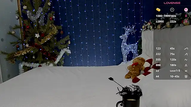 Snapshot of -Mirror-Girl- chatting on January 13, 2026, 5:44 am -Mirror-Girl- online show from January 13, 2026, 5:44 am