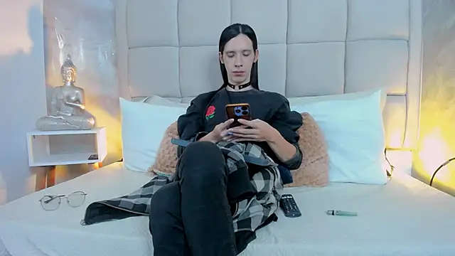 Hecatee 77 online show from September 10, 2025, 7:46 pm