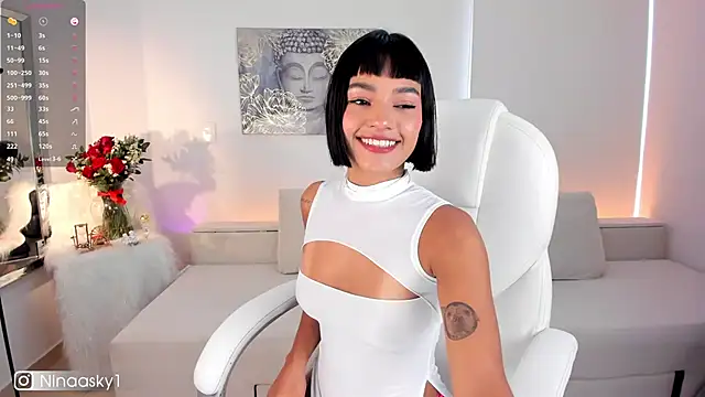 Snapshot of ninaa_sky chatting on March 13, 2025, 1:18 pm ninaa sky online show from March 13, 2025, 1:18 pm