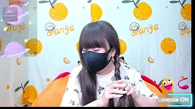 alonelove   online show from November 20, 2025, 2:12 am