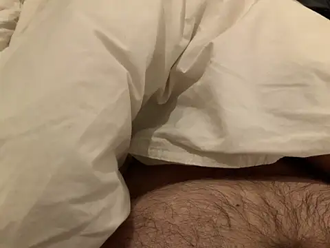 Benni81nrw online show from December 15, 2025, 6:41 am