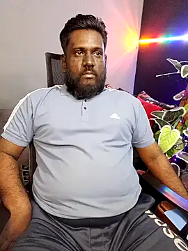 Rayansmith  online show from January 7, 2026, 1:49 pm