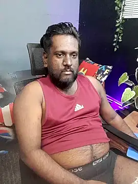 Snapshot of Rayansmith_ chatting on September 30, 2025, 9:32 pm Rayansmith online show from September 30, 2025, 9:32 pm