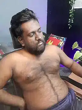 Snapshot of Rayansmith_ chatting on October 4, 2025, 4:30 pm Rayansmith online show from October 4, 2025, 4:30 pm