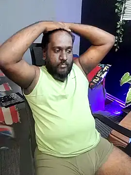 Snapshot of Rayansmith_ chatting on October 14, 2025, 9:58 pm Rayansmith online show from October 14, 2025, 9:58 pm