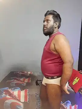 Snapshot of Rayansmith_ chatting on October 19, 2025, 10:45 pm Rayansmith online show from October 19, 2025, 10:45 pm