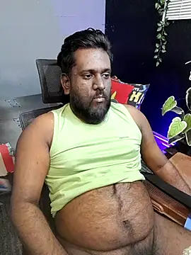 Snapshot of Rayansmith_ chatting on October 9, 2025, 2:01 am Rayansmith online show from October 9, 2025, 2:01 am