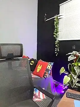 Snapshot of Rayansmith_ chatting on October 10, 2025, 1:01 pm Rayansmith online show from October 10, 2025, 1:01 pm