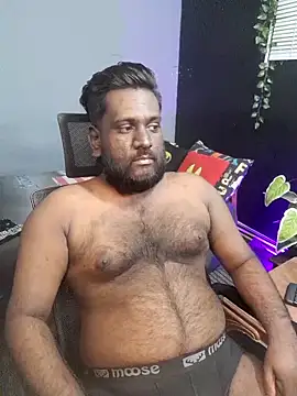 Snapshot of Rayansmith_ chatting on November 4, 2025, 1:15 pm Rayansmith online show from November 4, 2025, 1:15 pm