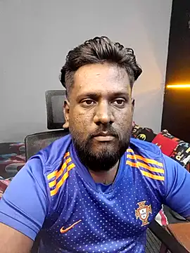 Snapshot of Rayansmith_ chatting on September 16, 2025, 1:06 am Rayansmith online show from September 16, 2025, 1:06 am