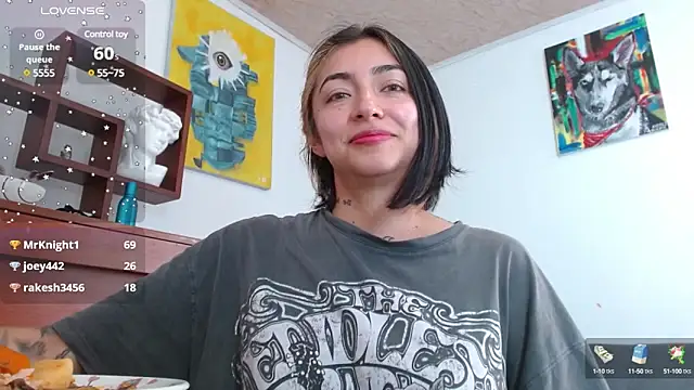 ZoeBakers  online show from March 13, 2025, 8:00 pm