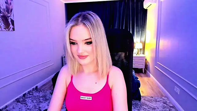 FloweryLove 1 online show from March 23, 2025, 1:53 am