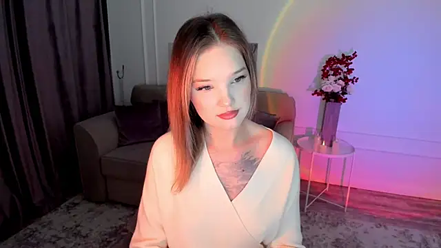 FloweryLove 1 online show from November 8, 2025, 7:39 pm