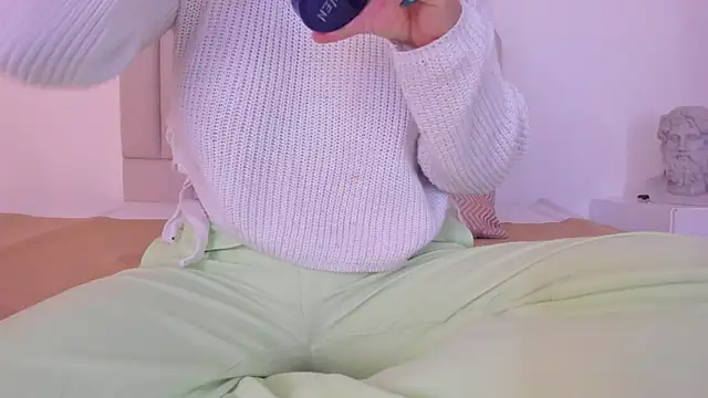 sarita duque online show from October 21, 2025, 12:04 pm