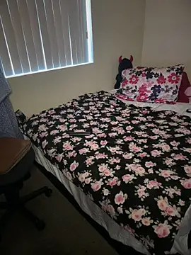 Snapshot of PeterGrandee chatting on October 30, 2025, 11:34 pm PeterGrandee online show from October 30, 2025, 11:34 pm