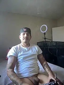 Snapshot of PeterGrandee chatting on January 21, 2025, 7:50 pm PeterGrandee online show from January 21, 2025, 7:50 pm