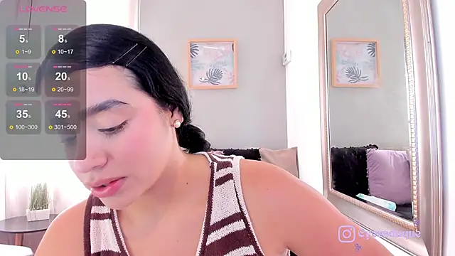 Paula Desousa online show from May 27, 2026, 7:32 pm
