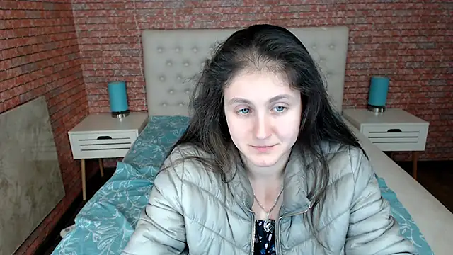 Snapshot of Holliy_Cooper chatting on March 17, 2025, 4:54 pm Holliy Cooper online show from March 17, 2025, 4:54 pm