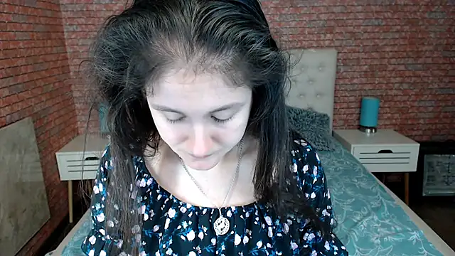 Snapshot of Holliy_Cooper chatting on March 21, 2025, 7:55 am Holliy Cooper online show from March 21, 2025, 7:55 am