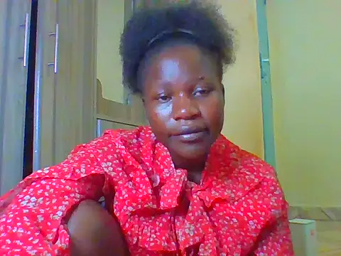 prettychic5 online show from March 21, 2026, 12:09 pm