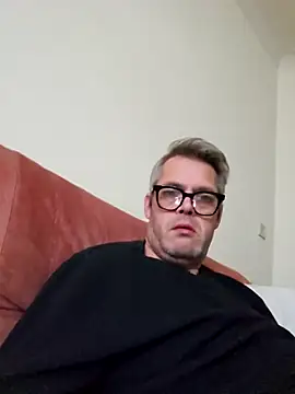 Snapshot of adriaan1975 chatting on October 1, 2025, 7:57 am adriaan1975 online show from October 1, 2025, 7:57 am