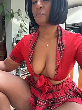 Snapshot of RoseMelanie chatting on March 23, 2026, 8:14 am RoseMelanie online show from March 23, 2026, 8:14 am