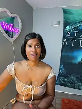 Snapshot of RoseMelanie chatting on April 11, 2026, 7:16 am RoseMelanie online show from April 11, 2026, 7:16 am