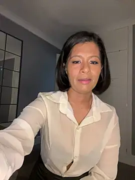 Snapshot of RoseMelanie chatting on February 11, 2025, 8:58 am RoseMelanie online show from February 11, 2025, 8:58 am