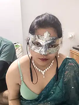 Snapshot of Harsh_Ankita_Couple chatting on October 10, 2025, 4:41 pm Harsh Ankita Couple online show from October 10, 2025, 4:41 pm