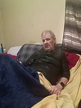 cmagic9 online show from March 18, 2026, 1:46 pm