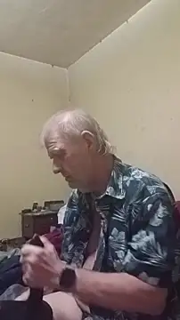 cmagic9 online show from April 8, 2026, 5:14 pm