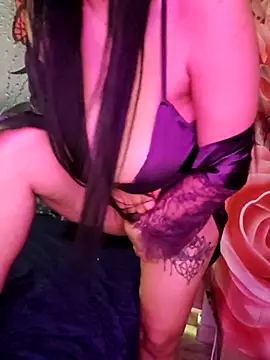 Snapshot of Zeina2024 chatting on November 12, 2025, 6:50 am Zeina2024 online show from November 12, 2025, 6:50 am