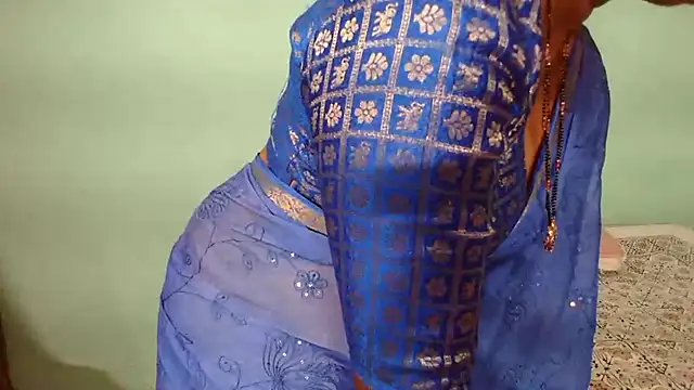 Snapshot of shrutitelugu69 chatting on January 6, 2026, 5:44 am shrutitelugu69 online show from January 6, 2026, 5:44 am