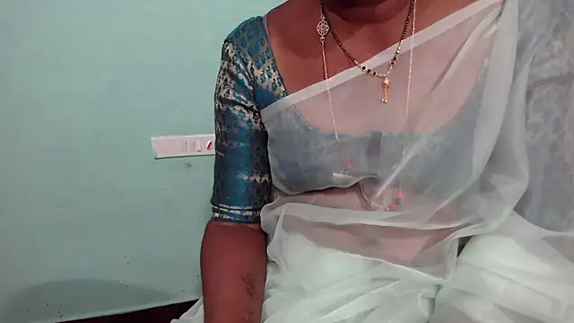 Snapshot of shrutitelugu69 chatting on February 20, 2026, 6:26 am shrutitelugu69 online show from February 20, 2026, 6:26 am