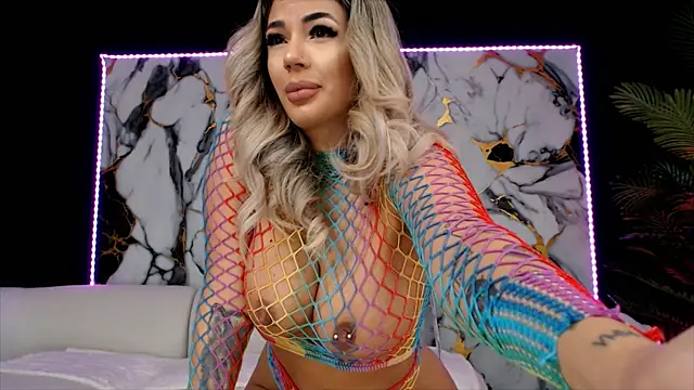 Snapshot of yuukenzi chatting on April 9, 2026, 5:42 am yuukenzi online show from April 9, 2026, 5:42 am