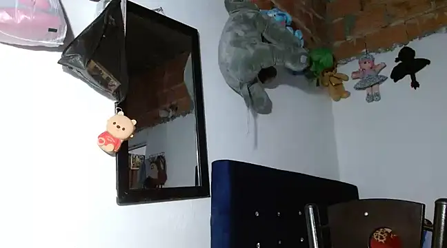 Snapshot of lucy_hairypussy83 chatting on March 18, 2025, 1:13 am lucy hairypussy83 online show from March 18, 2025, 1:13 am