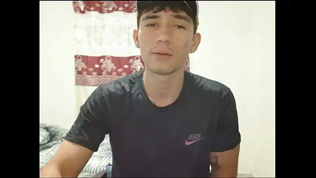 Snapshot of ChicoMaloFfF chatting on February 12, 2026, 2:00 am ChicoMaloFfF online show from February 12, 2026, 2:00 am