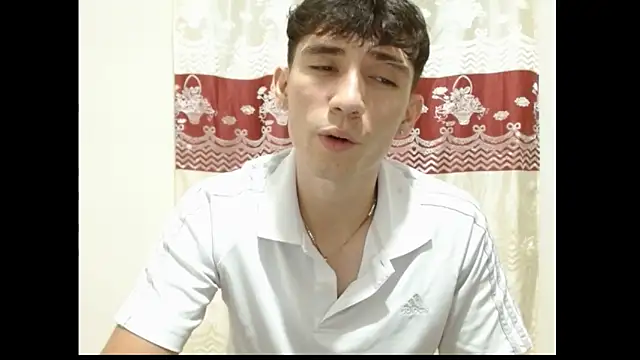 Snapshot of ChicoMaloFfF chatting on November 29, 2025, 1:39 am ChicoMaloFfF online show from November 29, 2025, 1:39 am