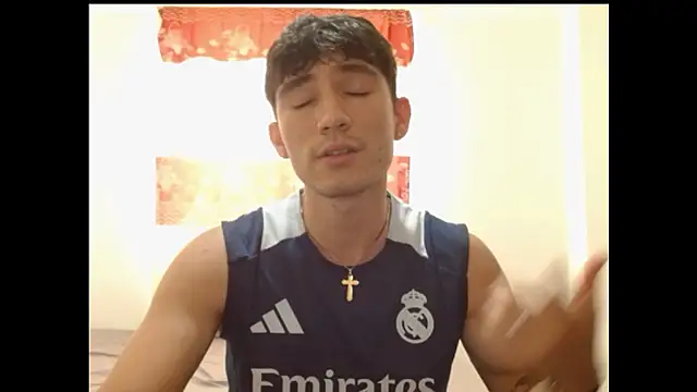 Snapshot of ChicoMaloFfF chatting on January 16, 2026, 8:35 pm ChicoMaloFfF online show from January 16, 2026, 8:35 pm