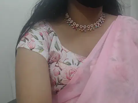 Lovely Siri 23 online show from May 21, 2026, 10:12 am