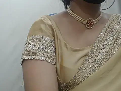 Snapshot of Lovely_Siri_23 chatting on April 11, 2026, 8:23 pm Lovely Siri 23 online show from April 11, 2026, 8:23 pm