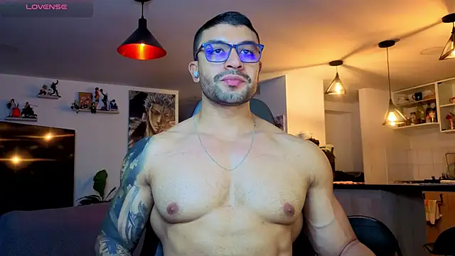 Snapshot of Michael_Diamond chatting on May 26, 2026, 2:31 am Michael Diamond online show from May 26, 2026, 2:31 am