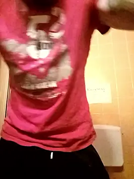 PIercingBoy38 online show from January 6, 2026, 4:22 pm